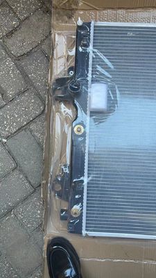 Land Cruiser 150 Автоматический охлаждающий радиатор 16400-30300 Для Toyota Prado 3.0 TDI