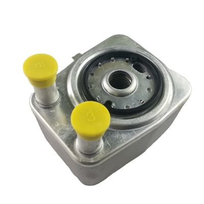 038117021c Прохладитель масла двигателя Audi Volkswagen Jetta 2010 Авторадиатор теплообменник
