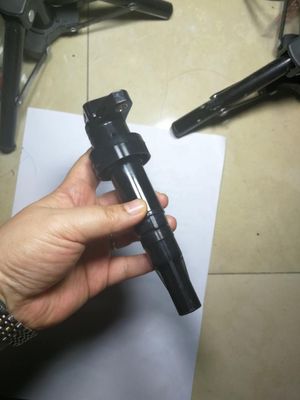 ITEM Автомобильный карандаш сухой зажигательной катушки 27301-02300 Для Hyundai GETZ OEM стандарт
