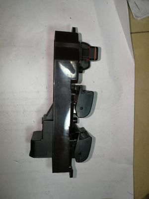 84820-0K010 Электрический регулятор оконного переключателя для Toyota Hilux vigo