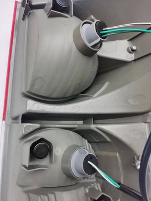 Задние фонари 12В для Toyota Tundra 07-09 81560-0C070 2006- Напряжение 12В Год 2006- 12В