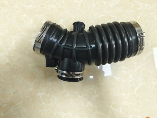 16578-95F0B Шланг впускного воздуховода для Nissan Sunny murano